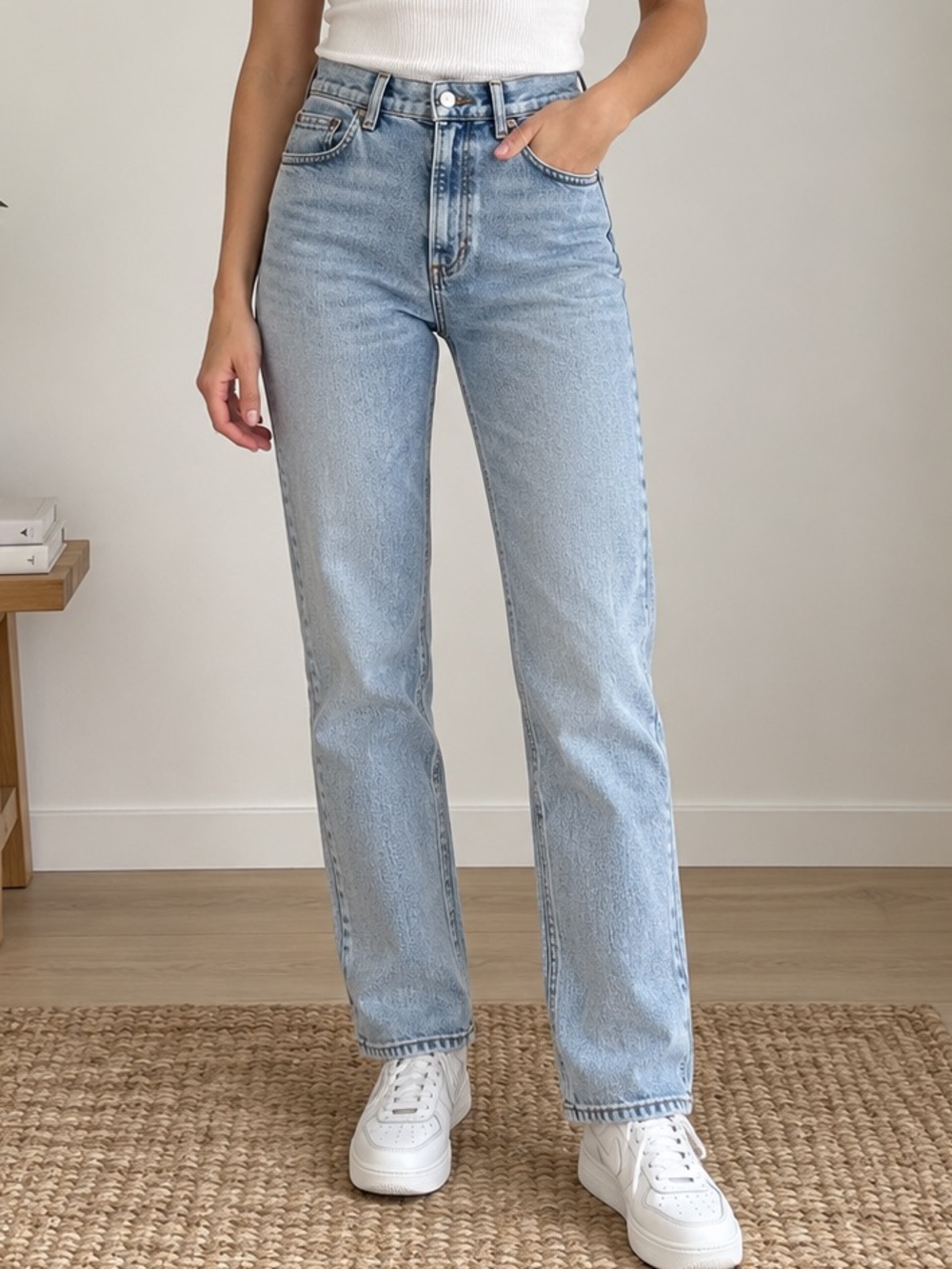 Jeanerica Vintage 82 Light Wash Straight Leg Jeans W28 L32 Stretch Quiet Luxury